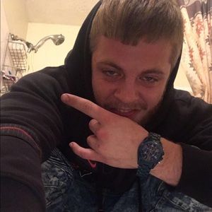 Meet your Posher, Collin